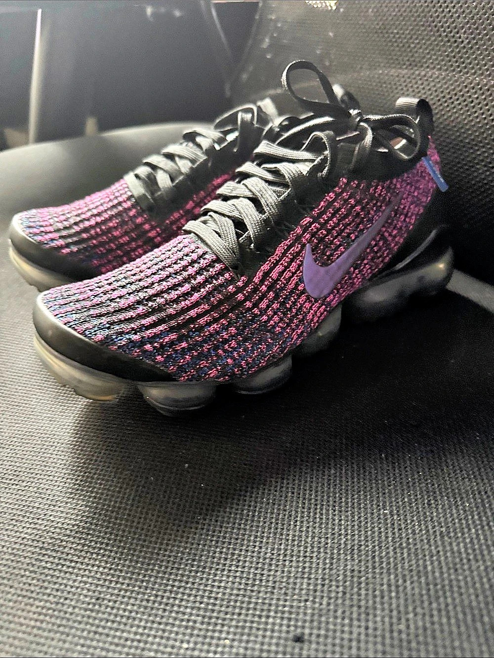 Nike Air VaporMax Flyknit 3 Gunsmoke/Black-Laser Fuchsia Sneakers